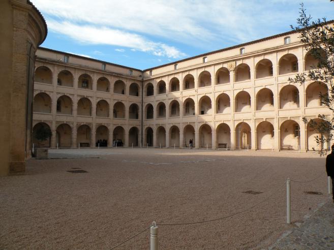  les arcades de la Vieille Charité
